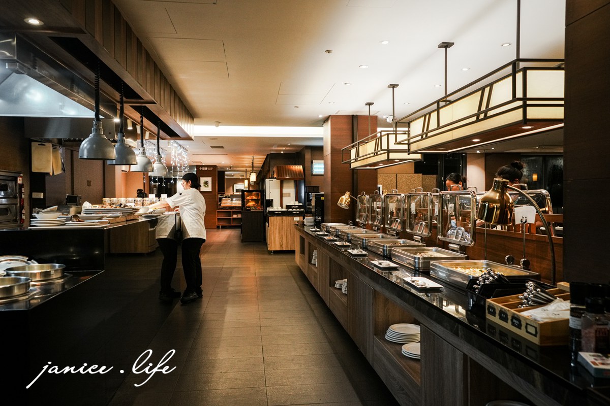 三峽大板根 大板根森林溫泉酒店 大板根 大板根溫泉 大板根太子西餐廳 大板根 buffet 大板根 晚餐 吃到飽 大板根親子 大板根親子課程 大板根一泊二食 大板根一日遊 太子西餐廳 Buffet 三峽旅遊 潔妮食旅生活 三峽景點 親子景點 新北親子景點 太子西餐廳 Buffet 自助晚餐