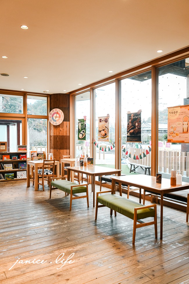 愛媛景點 日本愛媛 母惠夢 Sweets Park 觀光工廠 現烤母恵夢 日本四國景點 日本四國自由行 日本四國自駕 潔妮食旅生活 愛媛県東温市則之内甲2585-1 焼きたて 四國愛媛自由行 愛媛打卡景點推薦 愛媛松山周邊景點 愛媛必買伴手禮 愛媛自由行