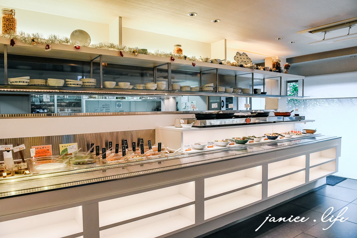 愛媛道後溫泉住宿 道後 YAYA 道後やや 柑橘水龍頭 今治毛巾 愛媛松山住宿 四國松山自由行 道後溫泉飯店推薦 必吃愛媛在地食材早餐 愛媛松山 愛媛県松山市道後多幸町6-1 潔妮食旅生活 道後 YAYA早餐 道後YAYA豪華和洋式客房 水龍頭橘子汁 鄰近道後溫泉街 飛鳥乃湯 鯛魚飯消夜 道後 YAYA停車 道後 YAYA交通 日本自由行 日本四國自駕 自駕旅遊 親子旅遊 四國自駕自由行