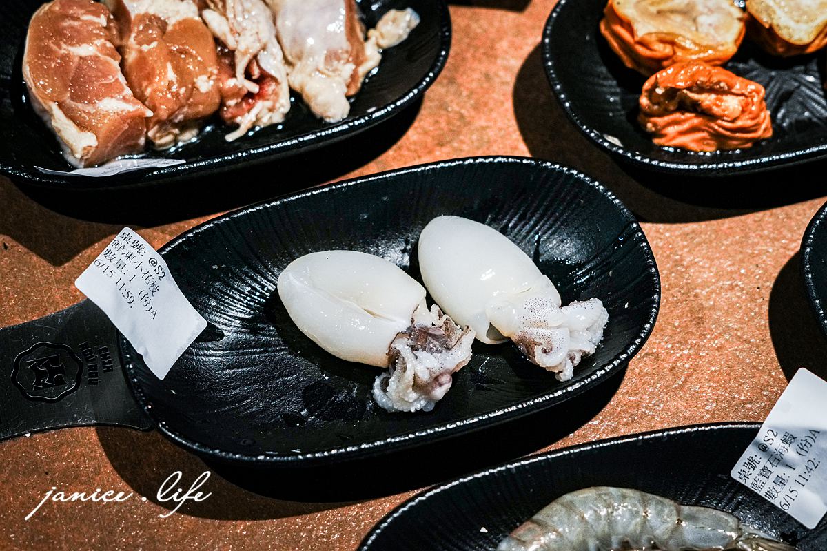 吃肉肉CHIH ROU ROU燒肉專門店中壢店  桃園中壢燒肉吃到飽 桃園市中壢區中央里復興路3號 吃肉肉菜單 吃肉肉價位 中壢火車站美食 中壢美食推薦 桃園中壢吃到飽 桃園中壢燒肉推薦 潔妮食旅生活 桃園中壢聚餐 