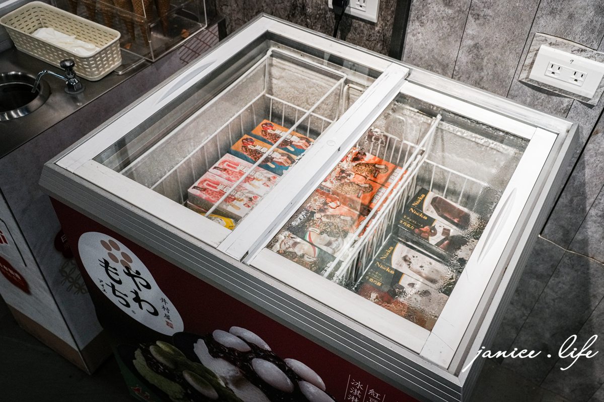 吃肉肉CHIH ROU ROU燒肉專門店中壢店  桃園中壢燒肉吃到飽 桃園市中壢區中央里復興路3號 吃肉肉菜單 吃肉肉價位 中壢火車站美食 中壢美食推薦 桃園中壢吃到飽 桃園中壢燒肉推薦 潔妮食旅生活 桃園中壢聚餐 