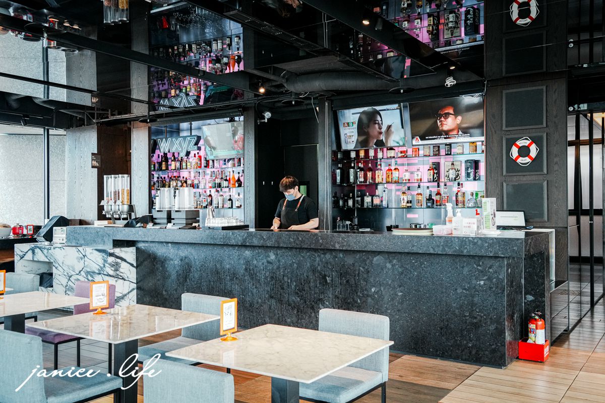 台北飯店推薦|台北中山雅樂軒酒店 |房型、豐富早餐與頂樓酒吧完整實住開箱|極致舒適的都市假期 - 第20張圖 台北中山雅樂軒酒店 Aloft Taipei Zhongshan 臺北市中山區恆安里雙城街1號 台北飯店推薦 台北中山區住宿 台北高空酒吧飯店 台北中山雅樂軒酒店開箱 台北市區放鬆提案 中山區質感住宿提案 台北自由行必住 台北住宿開箱 中山區住宿推薦 潔妮食旅生活 台北中山雅樂軒酒店停車 台北中山雅樂軒酒店週邊美食 台北中山雅樂軒酒店交通 台北中山雅樂軒酒店早餐 台北W XYZ Bar 頂樓高空酒吧